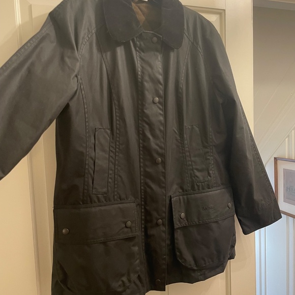 Women’s Barbour Beadnell Waxed Jacket - Picture 15 of 15